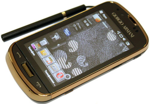 Samsung-Giorgio-Armani-B7620:-Đẳng-cấp-hàng-hiệu