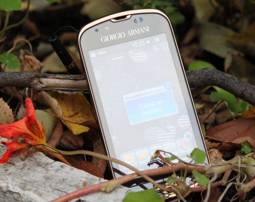 Samsung-Giorgio-Armani-B7620:-Đẳng-cấp-hàng-hiệu