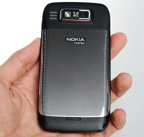 Video:-Những-nét-mới-trong-Nokia-E72 Video:-Những-nét-mới-trong-Nokia-E72