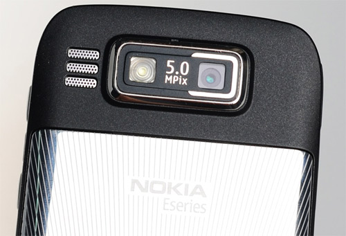 Video:-Những-nét-mới-trong-Nokia-E72 Video:-Những-nét-mới-trong-Nokia-E72