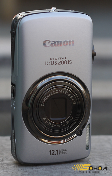 Camera-cảm-ứng-đầu-tiên-của-Canon