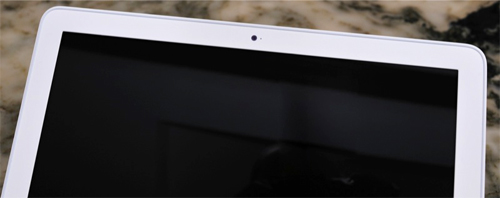 Mổ-xẻ-Apple-Macbook-nhựa-Unibody Mổ-xẻ-Apple-Macbook-nhựa-Unibody