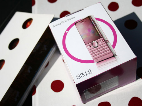 Sony-Ericsson-S312-Sakura-Pink-yêu-kiều