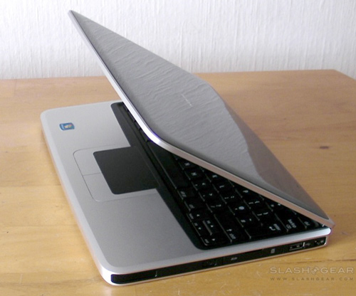 Nokia-Booklet-3G:-Khác-biệt-ở-thương-hiệu