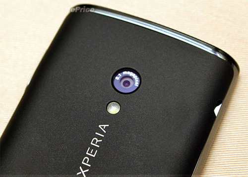 Sony-Ericsson-Xperia-X10:-Dế-Android-khủng-nhất