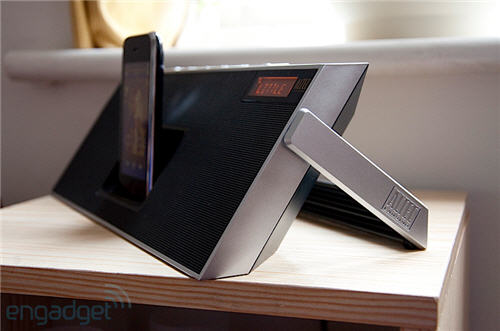 Loa-'xách-tay'-cho-iPhone