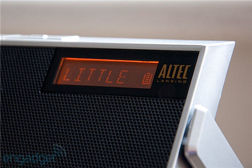 Loa-'xách-tay'-cho-iPhone