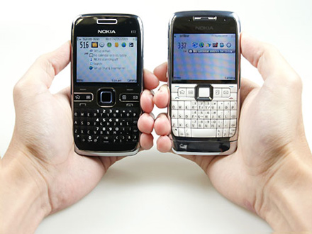“Kẻ-kế-nhiệm”-Nokia-E72-có-gì-khác-E71?