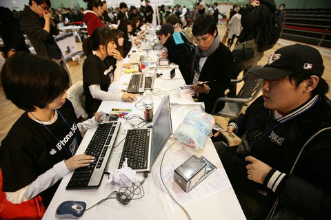 Hàn-Quốc-cuồng-nhiệt-đón-iPhone