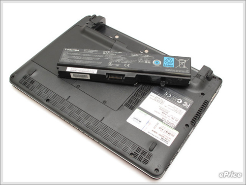 Toshiba-Portégé-T110-sắc-đỏ-quyến-rũ