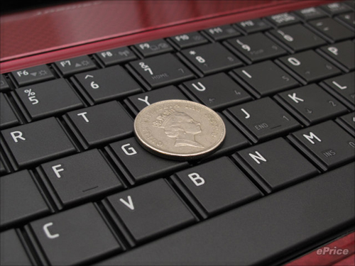 Toshiba-Portégé-T110-sắc-đỏ-quyến-rũ