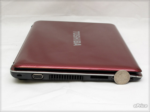 Toshiba-Portégé-T110-sắc-đỏ-quyến-rũ