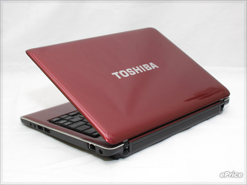 Toshiba-Portégé-T110-sắc-đỏ-quyến-rũ