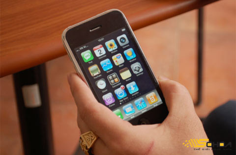 Bị-'luộc'-linh-kiện-khi-đi-sửa-iPhone Bị-'luộc'-linh-kiện-khi-đi-sửa-iPhone