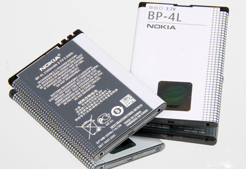 Nokia-E72:-Bản-nâng-cấp-đáng-giá