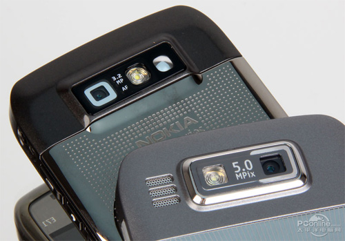 Nokia-E72:-Bản-nâng-cấp-đáng-giá