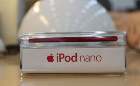 iPod-Nano-màu-đỏ-đặc-biệt-ở-Hà-Nội
