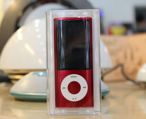 iPod-Nano-màu-đỏ-đặc-biệt-ở-Hà-Nội