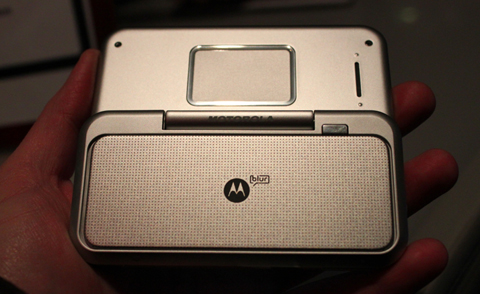 Motorola-Backflip-bàn-phím-lật