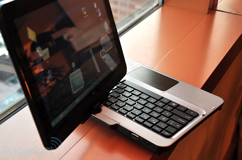 Hình-ảnh-thực-tế-HP-TouchSmart-TM2