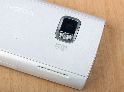 X6:-Dế-cảm-ứng-điện-dung-đầu-tiên-của-Nokia X6:-Dế-cảm-ứng-điện-dung-đầu-tiên-của-Nokia