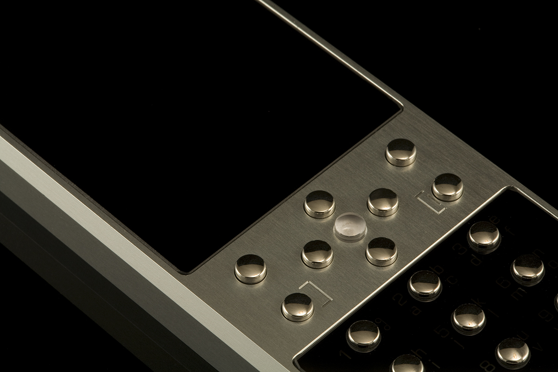 Mobiado-giới-thiệu-Classic-712ZAF