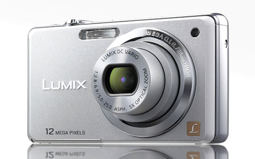 Panasonic-chú-trọng-vào-máy-siêu-zoom Panasonic-chú-trọng-vào-máy-siêu-zoom