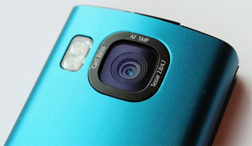 Rực-rỡ-Nokia-6700-Slide