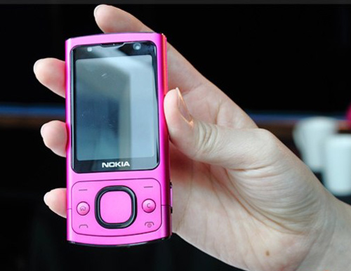 Rực-rỡ-Nokia-6700-Slide