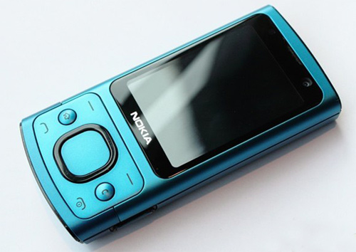 Rực-rỡ-Nokia-6700-Slide