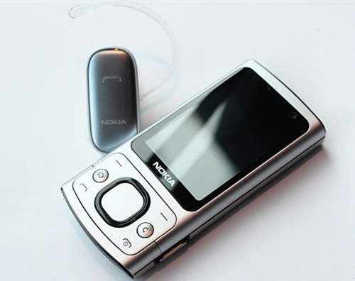 Rực-rỡ-Nokia-6700-Slide
