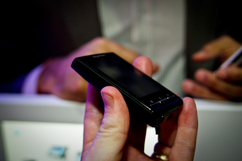Sony-Ericsson-Xperia-X10-Mini
