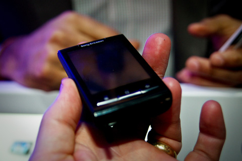 Sony-Ericsson-Xperia-X10-Mini