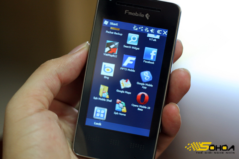Ngắm-'dế'-Việt-chạy-Windows-Mobile-6.5