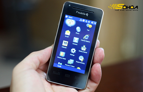 Ngắm-'dế'-Việt-chạy-Windows-Mobile-6.5