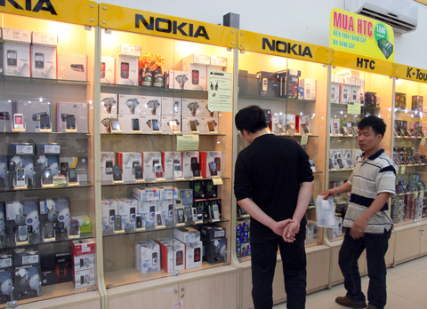 Nokia-tiếp-tục-giảm-giá-di-động-sau-Tết Nokia-tiếp-tục-giảm-giá-di-động-sau-Tết