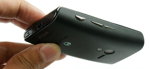 3-anh-em-siêu-dế-Xperia-X10-so-dáng