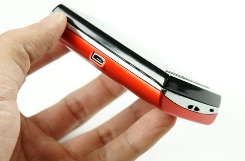 3-anh-em-siêu-dế-Xperia-X10-so-dáng