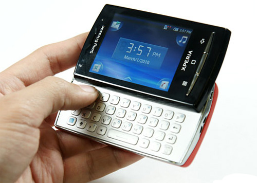 3-anh-em-siêu-dế-Xperia-X10-so-dáng