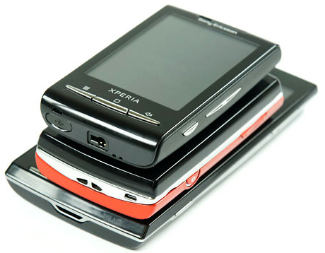 3-anh-em-siêu-dế-Xperia-X10-so-dáng