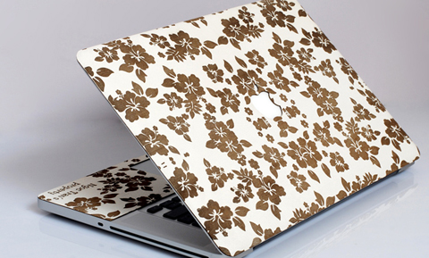 Thể-hiện-tình-cảm-bằng-'skin'-laptop