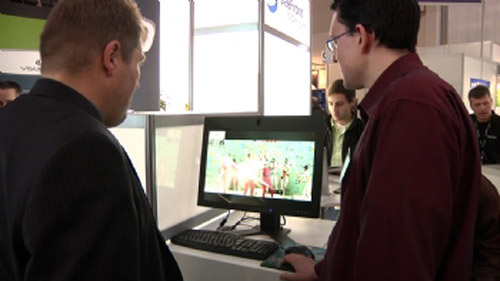 Công-nghệ-3D-không-dùng-kính-tại-CeBIT-2010 Công-nghệ-3D-không-dùng-kính-tại-CeBIT-2010