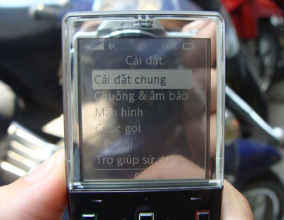 11111111image-Sony-Ericsson-Pureness-trong-suot-tai-VN.jpg