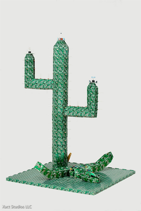 Tác-phẩm-nghệ-thuật-làm-từ-bản-mạch-in-cũ