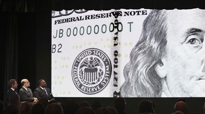 Mỹ-áp-dụng-công-nghệ-3D-cho-tờ-100USD-mới