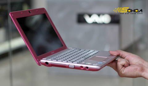Sony-Vaio-W-dùng-chip-Atom-N450