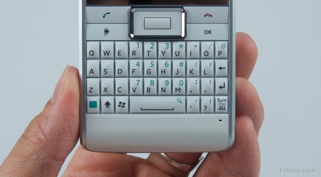 Trên-tay-Sony-Ericsson-Aspen