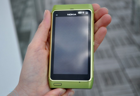 Những-điều-cần-biết-về-Nokia-N8