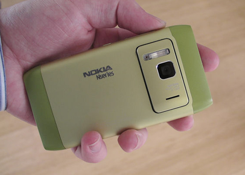 Những-điều-cần-biết-về-Nokia-N8