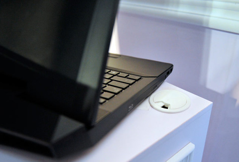 Laptop-chơi-game-'khủng'-của-Asus-tại-Computex-2010
